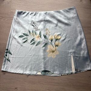 Princess Polly Blue Satin Floral A-Line Skirt with Slit- Size 8